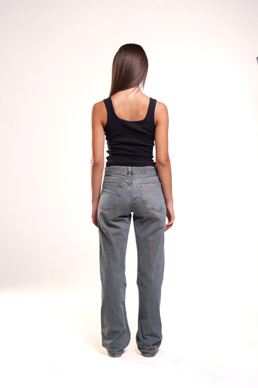 Form 001 / Essential Tank  Square