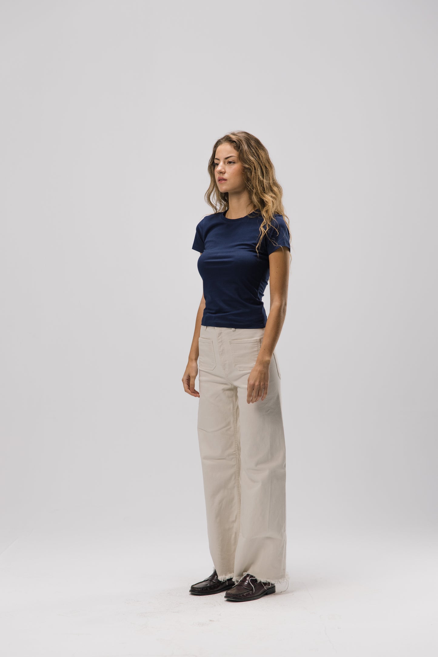 Form 019 / Essential Tee