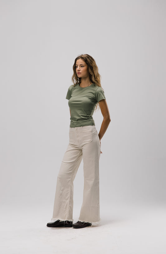 Form 019 / Essential Tee