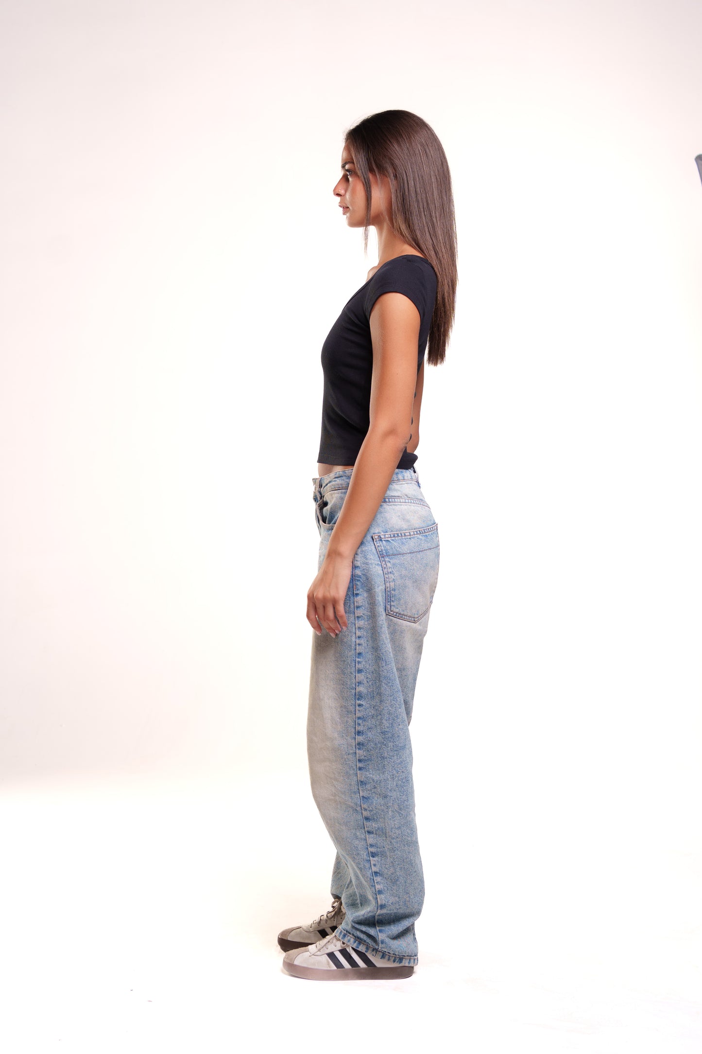 Form 003 / Essential Wide Neck Tee
