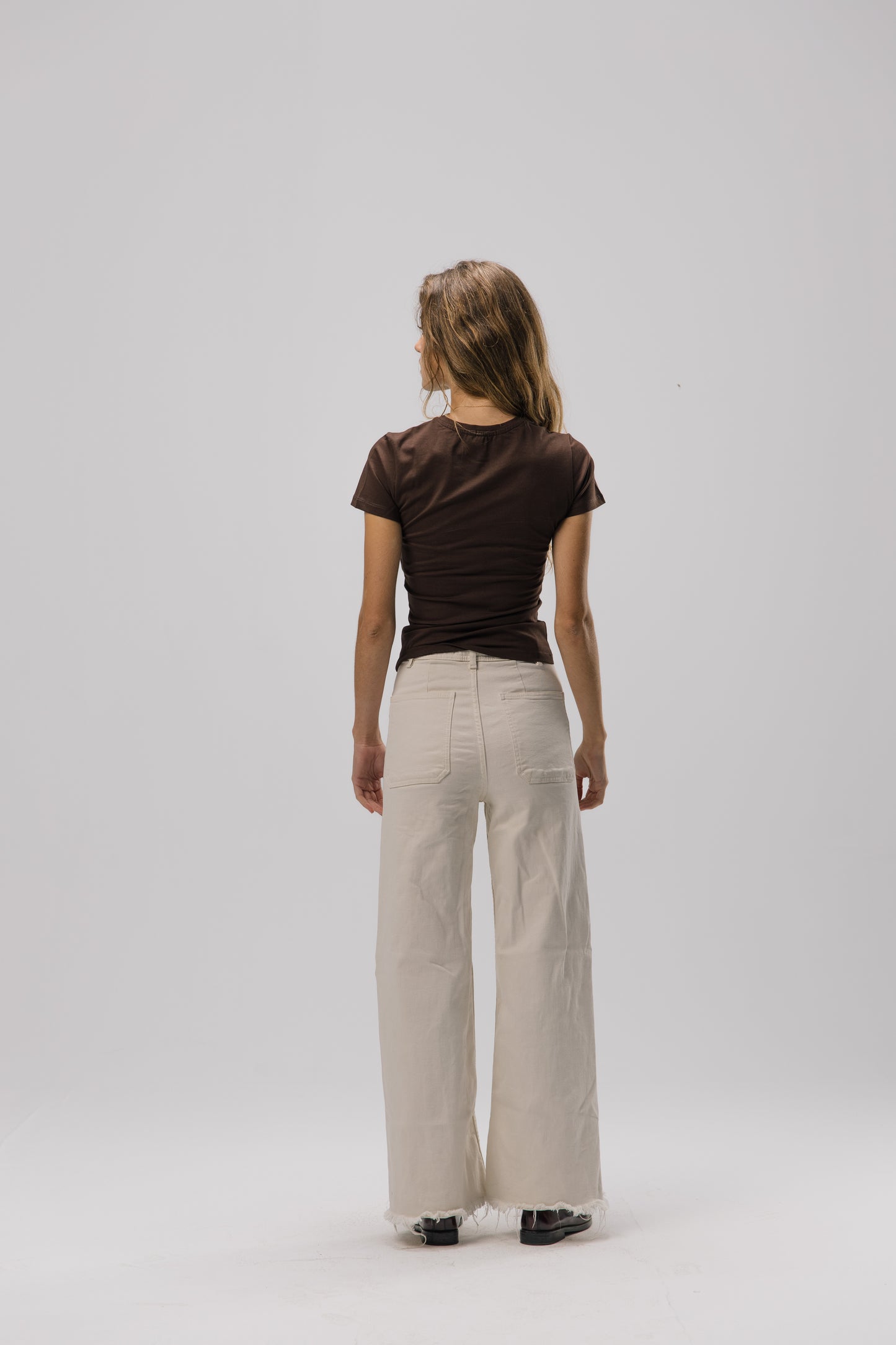 Form 019 / Essential Tee