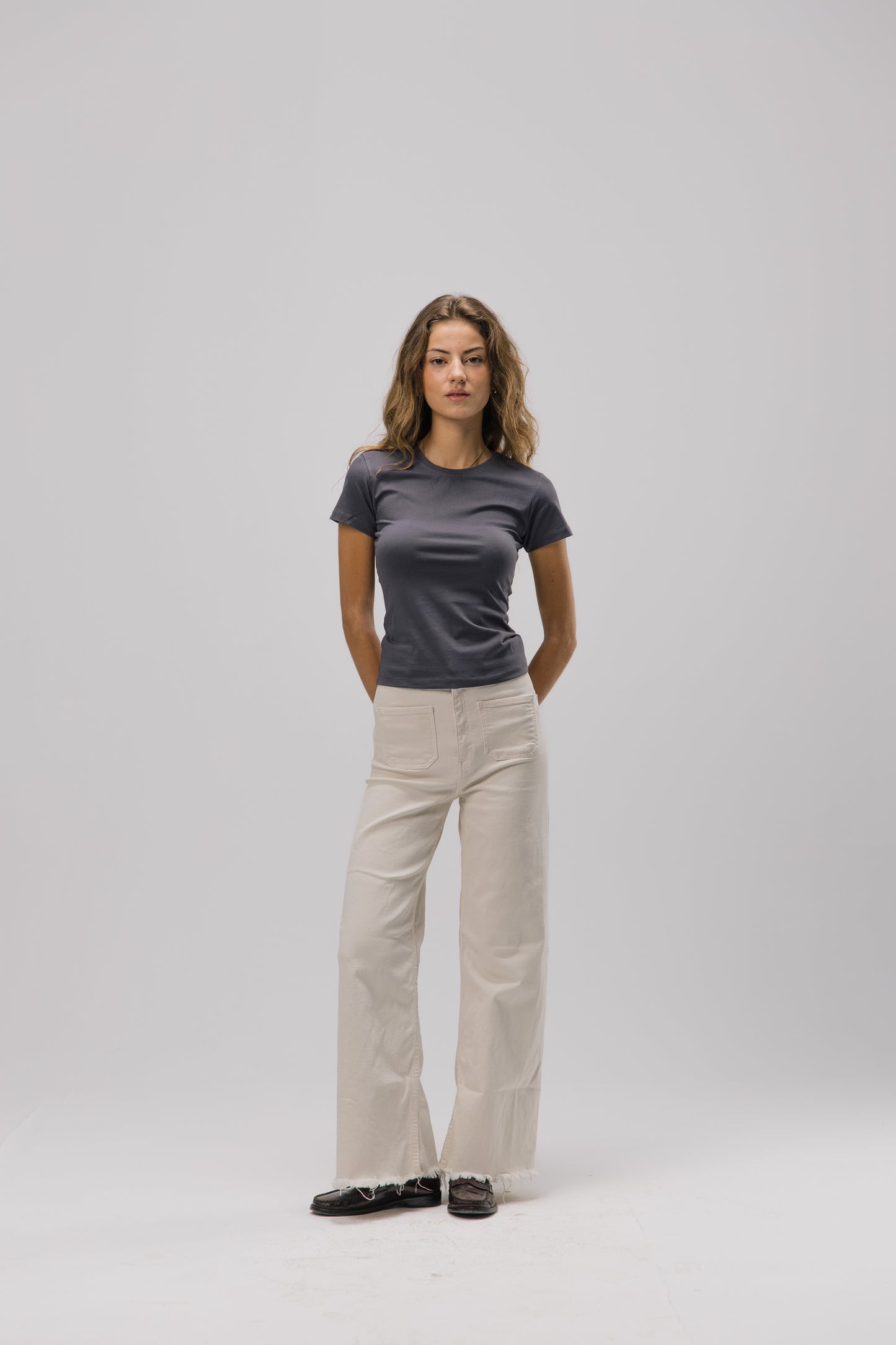 Form 019 / Essential Tee