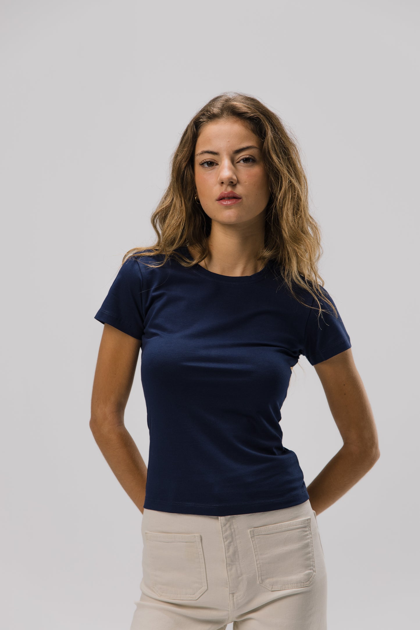 Form 019 / Essential Tee