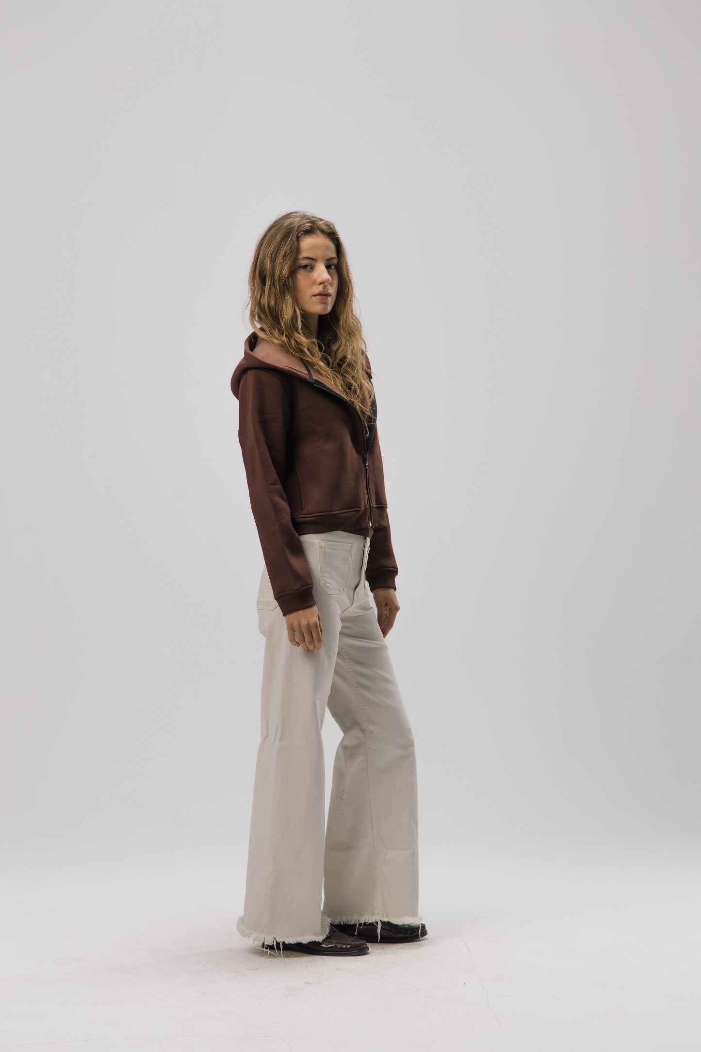 Form 014 / SoftForm™ Cropped Zip up