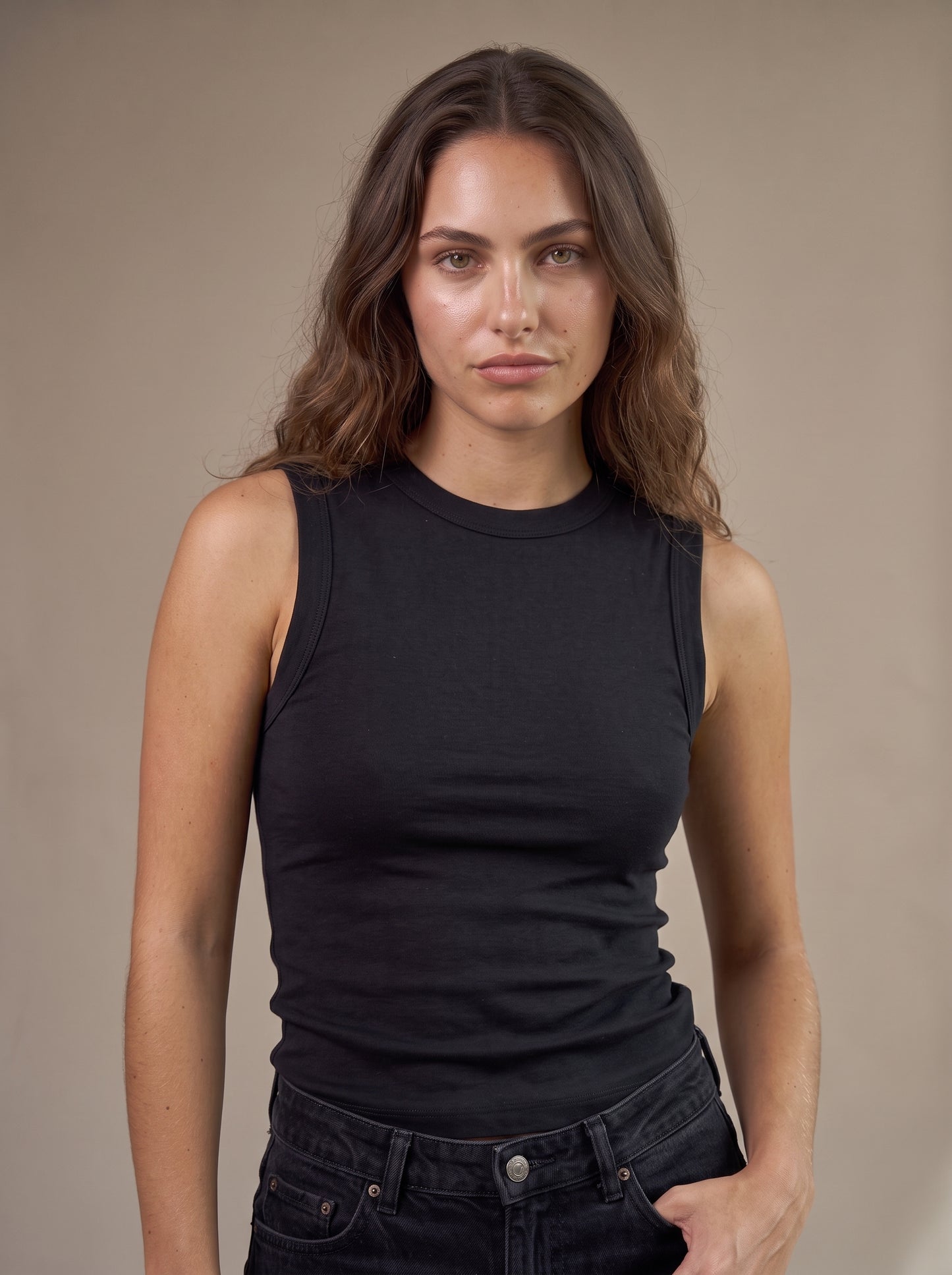 Form 004 / Essential Tank Crew Microrib