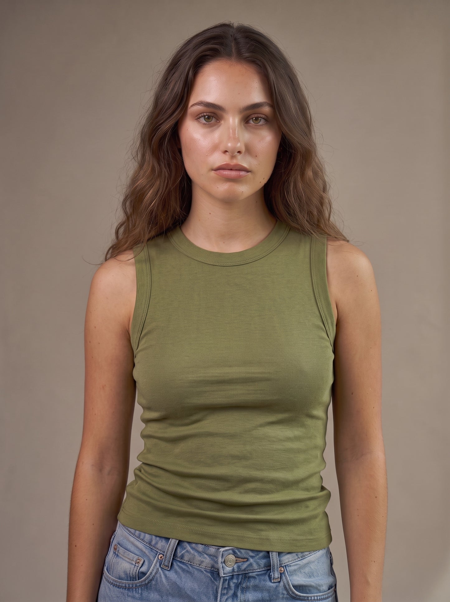 Form 004 / Essential Tank Crew Microrib
